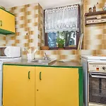 Estella 아파트