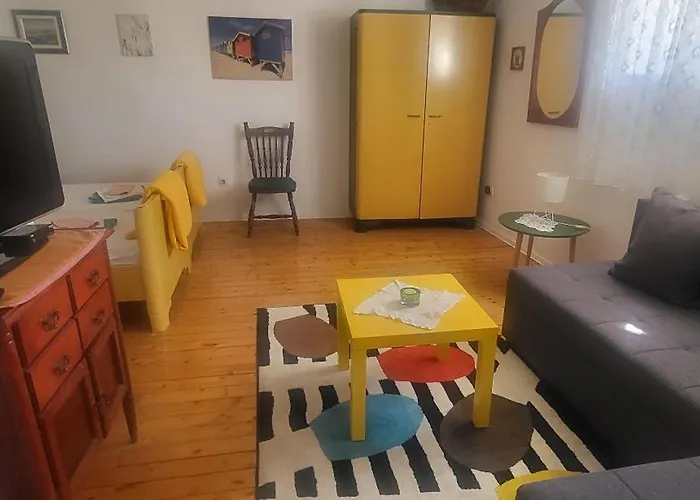 Estella Apartman Bibinje